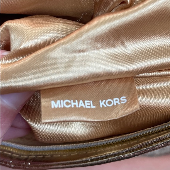 MICHAEL KORS Sequin Clutch - Picture 8 of 13